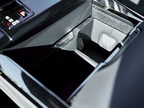 Used 2024 Land Rover Range Rover Sport SV Edition One Carbon Bronze image 66