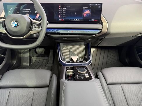 Certified 2025 BMW X3 xDrive30i image 11