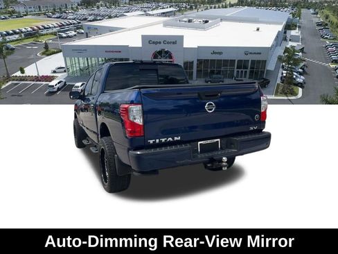 Used 2021 Nissan Titan SV w/ SV Convenience Package RWD image 17
