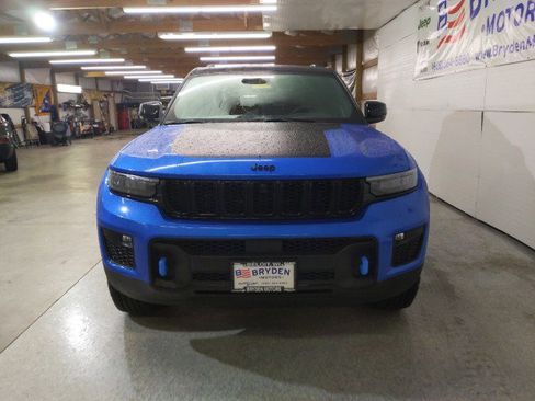 New 2022 Jeep Grand Cherokee Trailhawk image 8