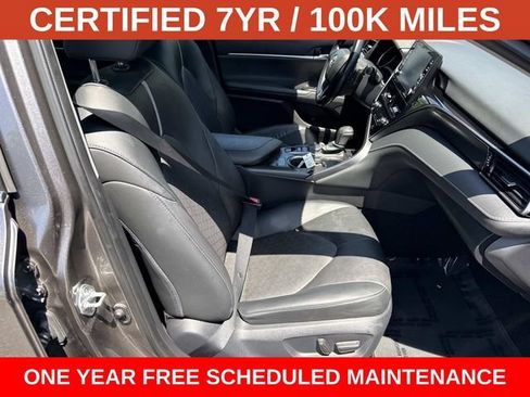 Used 2023 Toyota Camry XSE FWD image 9