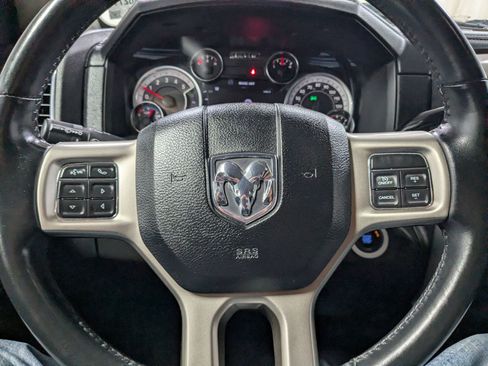 Used 2018 RAM 2500 Laramie AWD/4WD image 13