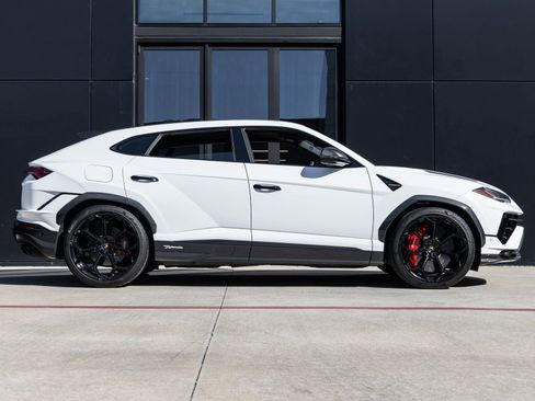 Used 2024 Lamborghini Urus Performante image 10
