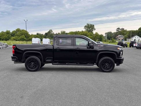 Used 2022 Chevrolet Silverado 2500 LTZ w/ LTZ Plus Package AWD/4WD image 4