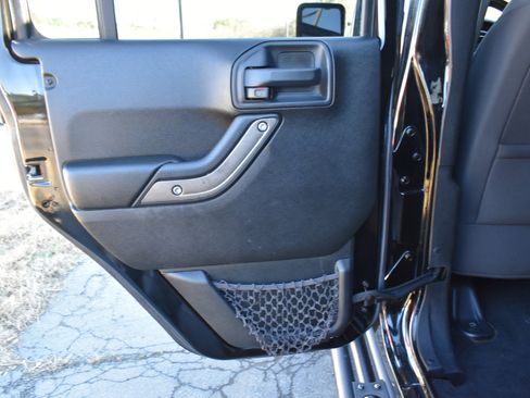 Used 2017 Jeep Wrangler Unlimited Sport w/ Quick Order Package 23S image 35