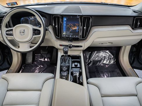 Used 2020 Volvo XC60 T5 Inscription w/ Protection Package Premier AWD/4WD image 26