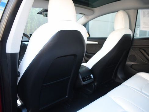 Used 2022 Tesla Model 3 Long Range image 22