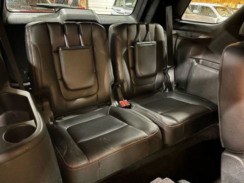 Used 2018 Ford Explorer Sport w/ Equipment Group 401A image 32