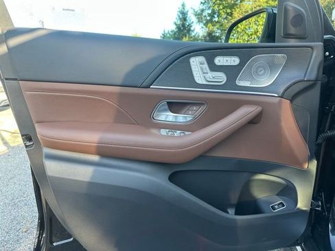 New 2026 Mercedes-Benz GLS 450 4MATIC image 12