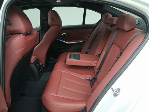 Used 2026 BMW 330i Sedan w/ Convenience Package RWD image 23