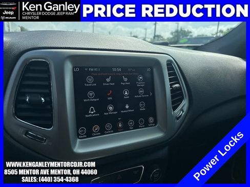 Certified 2021 Jeep Compass Latitude w/ Sun and Sound Group AWD/4WD image 18