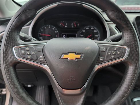 Used 2024 Chevrolet Malibu LT FWD image 25