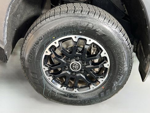Used 2022 Toyota Tundra SR5 w/ TRD Off-Road Package AWD/4WD image 23