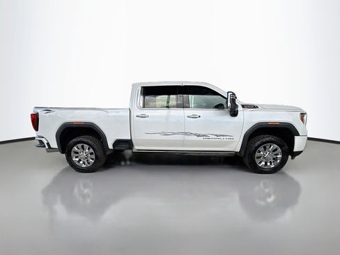 Used 2022 GMC Sierra 2500 Denali w/ Denali Ultimate Package image 11
