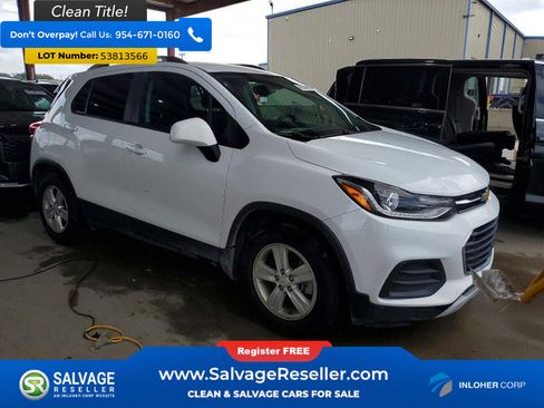 Used 2021 Chevrolet Trax LT w/ LT Convenience Package FWD image 5