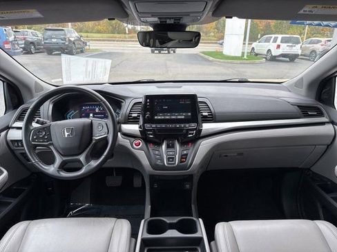 Used 2024 Honda Odyssey EX-L image 12