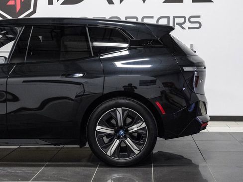 Used 2025 BMW iX xDrive50 image 18