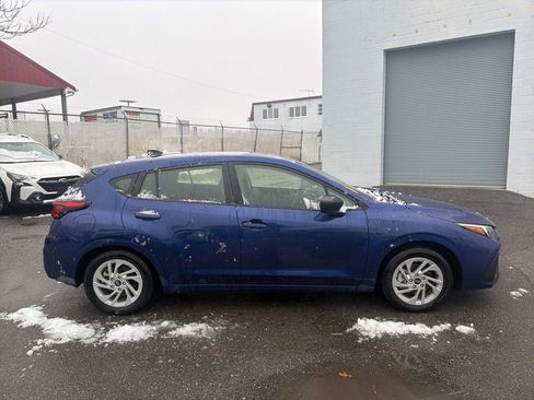 Used 2025 Subaru Impreza 2.0i image 2