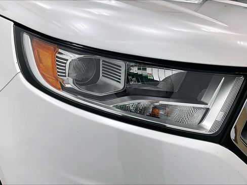 Used 2017 Ford Edge SEL w/ Equipment Group 201A AWD/4WD image 30