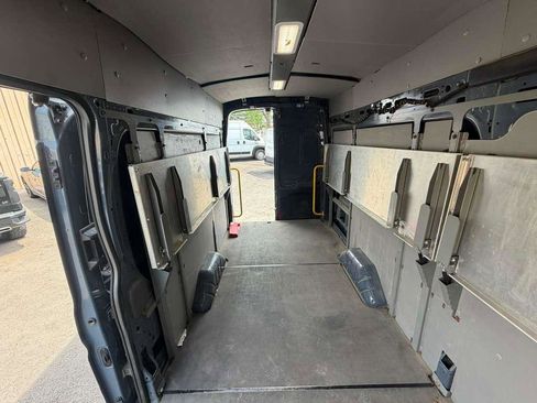 Used 2020 Ford Transit 250 148 High Roof Extended RWD image 22