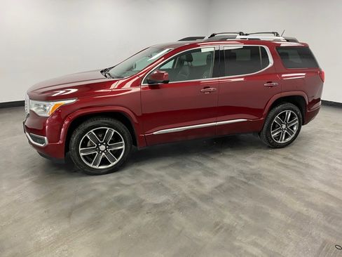 Used 2018 GMC Acadia Denali w/ Technology Package image 3