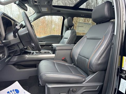 New 2026 Ford F250 Lariat w/ Black Appearance Package image 16