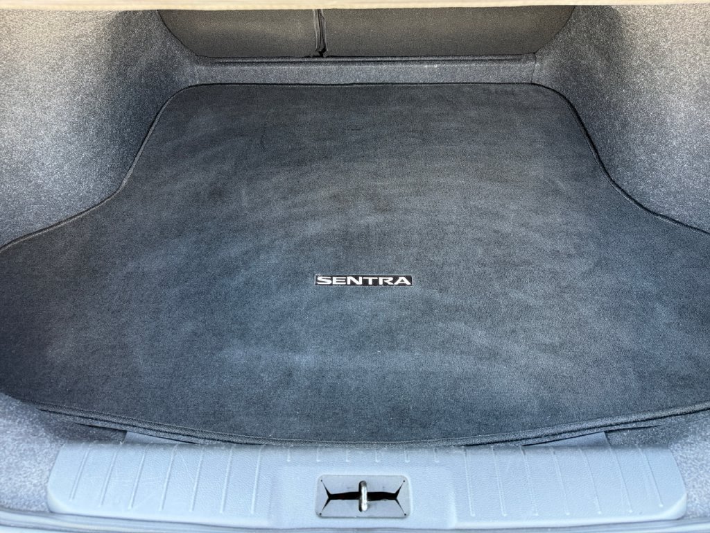 Used 2021 Nissan Sentra SV FWD image 21