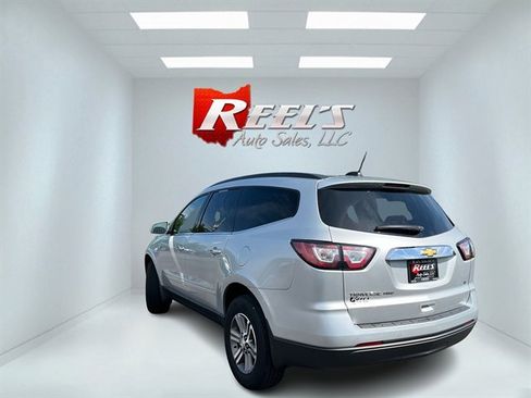 Used 2017 Chevrolet Traverse LT AWD/4WD image 10