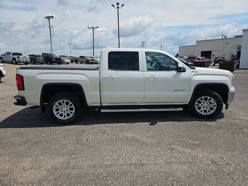 Used 2014 GMC Sierra 1500 SLE w/ SLE Value Package AWD/4WD image 6