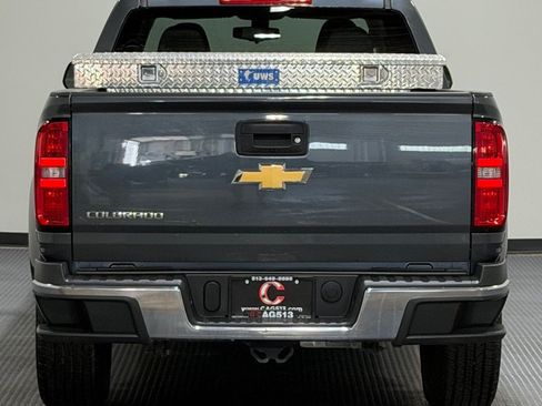 Used 2017 Chevrolet Colorado W/T w/ WT Convenience Package RWD image 9