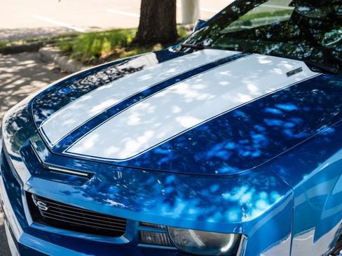 Used 2010 Chevrolet Camaro SS w/ RS Package RWD image 24