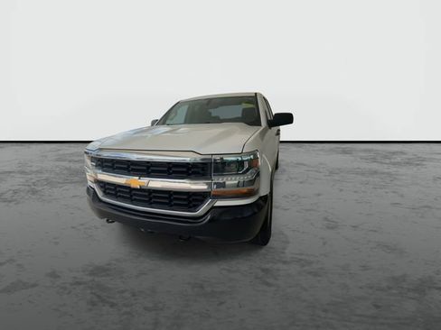 Used 2019 Chevrolet Silverado 1500 W/T w/ WT Convenience Package AWD/4WD image 4