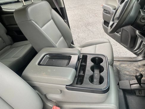 Used 2017 Chevrolet Silverado 2500 W/T w/ WT Fleet Convenience Package AWD/4WD image 32