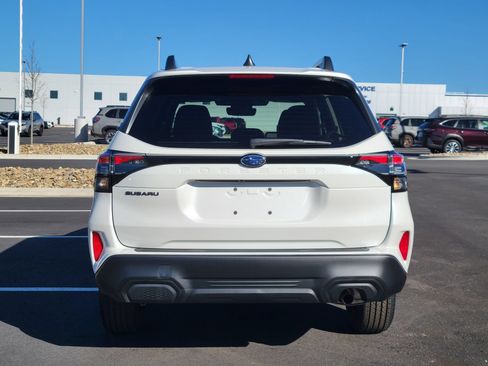 New 2026 Subaru Forester Premium AWD/4WD image 10