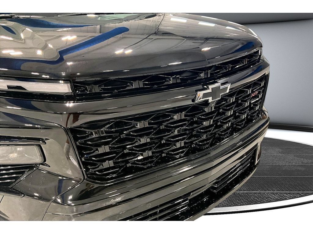 New 2026 Chevrolet Traverse RS w/ LPO, Floor Liner Package FWD image 56