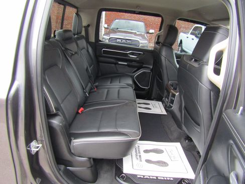 Used 2021 RAM 1500 Laramie image 19