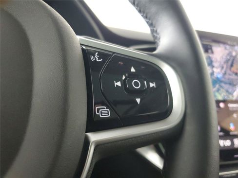 Certified 2026 Volvo XC90 B6 Ultra AWD/4WD image 23