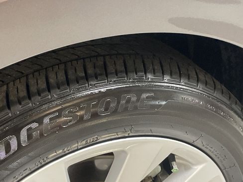 Used 2024 Toyota Camry LE image 12