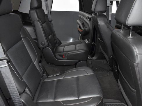 Used 2018 Chevrolet Tahoe Premier AWD/4WD image 35