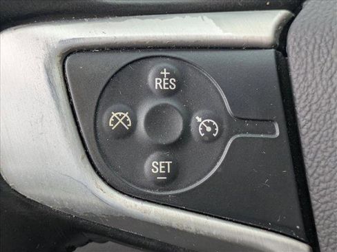 Used 2018 GMC Canyon SLE w/ SLE Convenience Package image 13