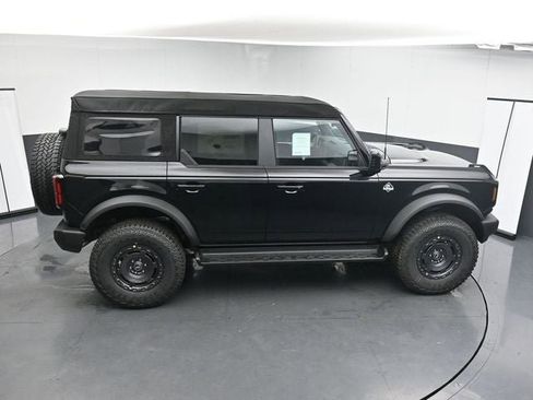 New 2025 Ford Bronco Outer Banks w/ Sasquatch Package image 28