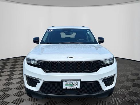 Used 2023 Jeep Grand Cherokee Limited w/ Black Appearance Package image 2