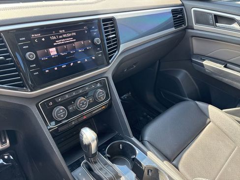 Used 2021 Volkswagen Atlas SEL R-Line AWD/4WD image 20