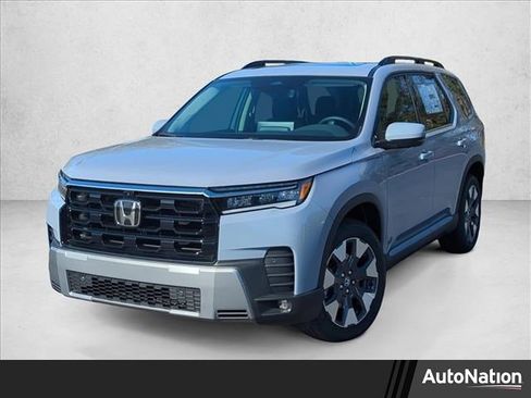 New 2026 Honda Pilot Touring image 1