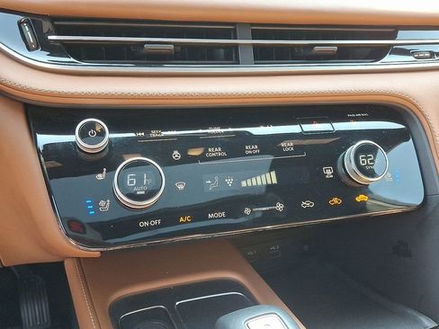 Used 2023 INFINITI QX60 Autograph w/ Cargo Package image 16