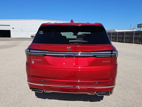 New 2026 Buick Enclave Avenir w/ Super Cruise Package image 4