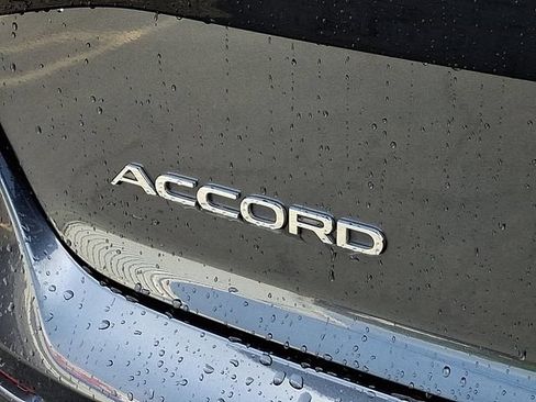 Used 2025 Honda Accord SE image 31