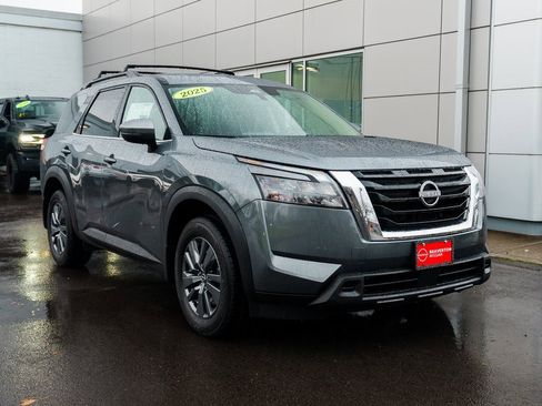 New 2025 Nissan Pathfinder SV w/ Cargo Package image 29