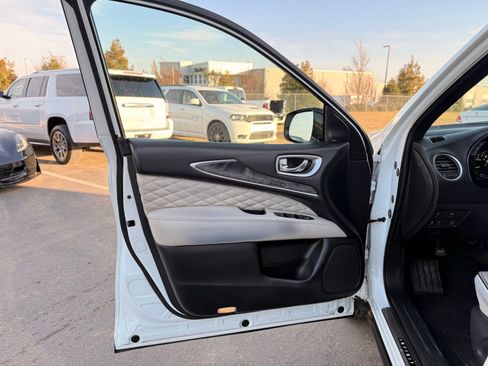 Used 2019 INFINITI QX60 Luxe w/ Limited Package image 17