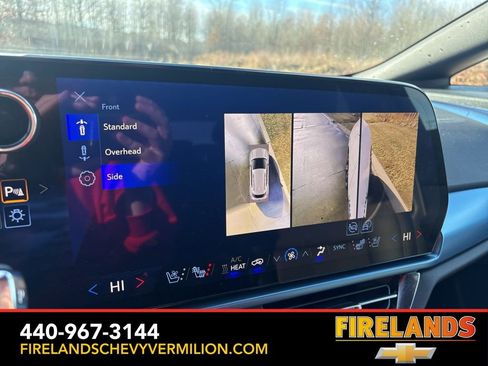 Certified 2024 Chevrolet Equinox EV LT image 25